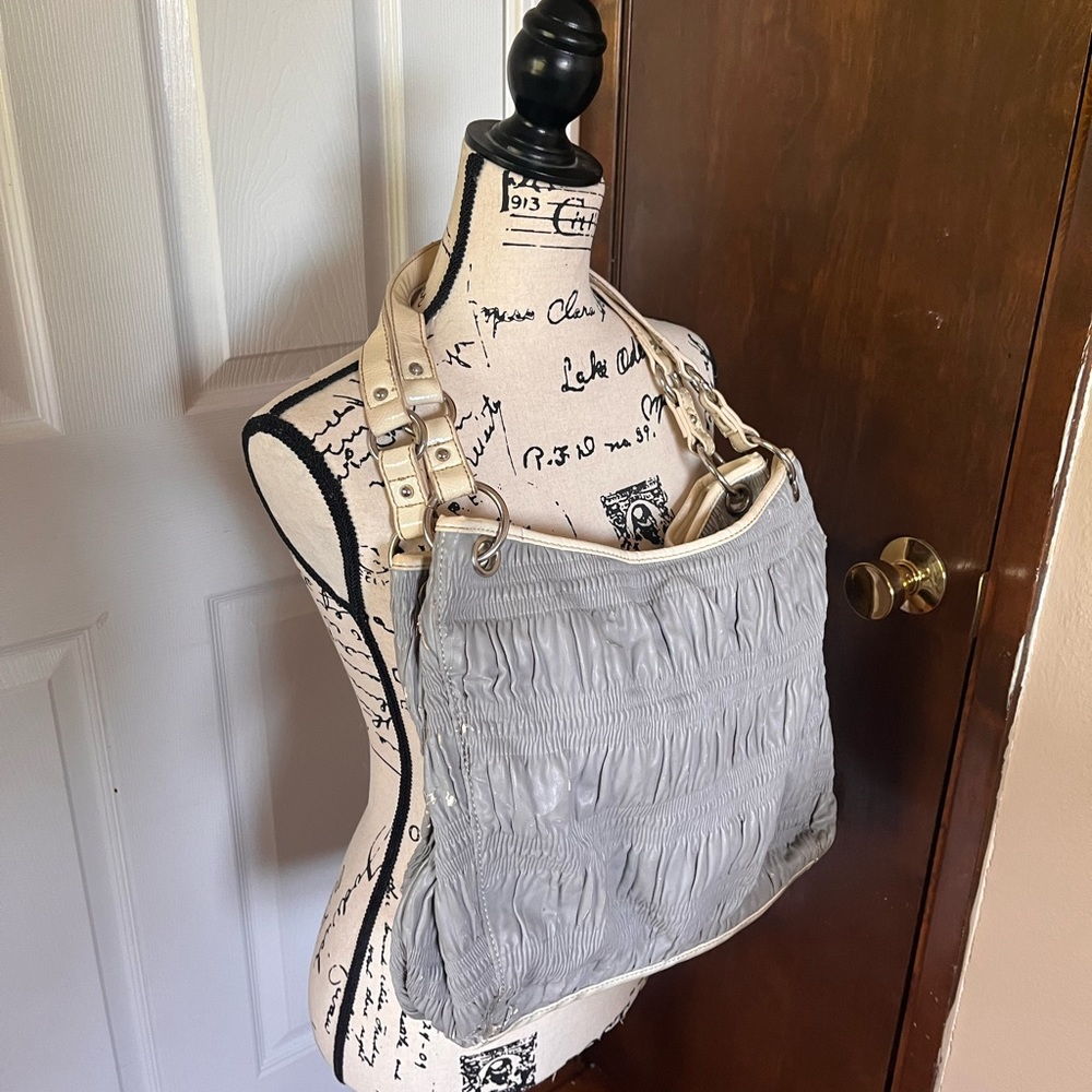 A big Light grey bag